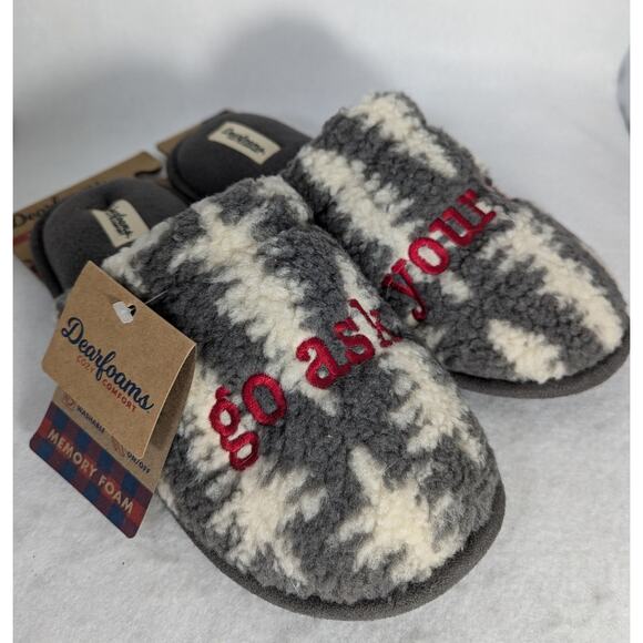 Women's slippers Dearfoam "Go ask your dad" Sz 9-10
NWT washable - Picture 1 of 8